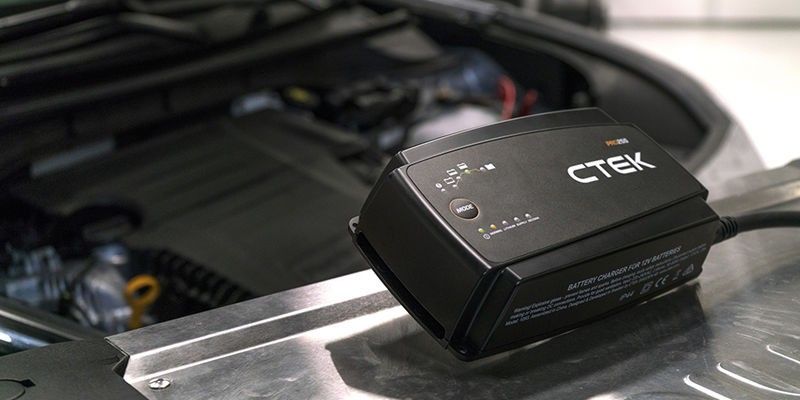 CTEK PRO 25S Batteriladdare 12V 40-500Ah