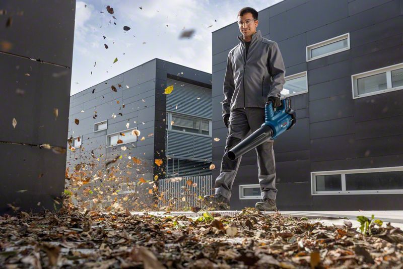 Bosch GBL 18V-750 Batteridriven Lövblås 18V BITURBO (utan batterier)