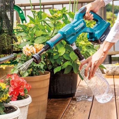 Makita DHW180Z Mellantryckstvätt LXT 18V 24bar (utan batterier)