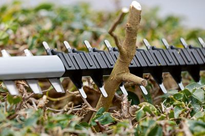 Bosch GHE 18V-50 Häcksax 50cm 18V (utan batterier)