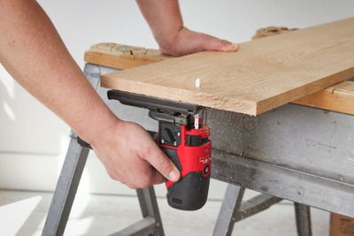 Milwaukee M12 FJS-0 Sticksåg 12V (utan batterier)