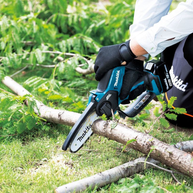 Makita DUC 150 Beskärningssåg LXT 18V 15cm (utan batterier)