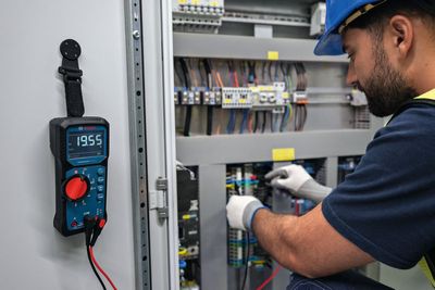 Bosch GDM 600-15 Digital Multimeter True RMS