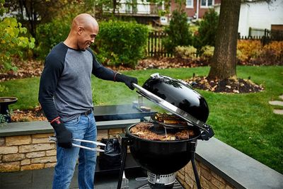 Weber Summit Kamado E6 Black