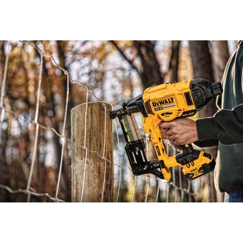DeWalt DCFS950P2 Klammerpistol 18V XR TSTAK (2x5,0Ah)