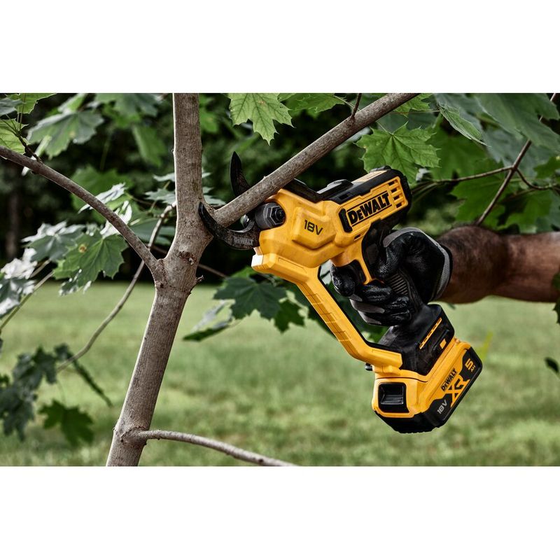 DeWalt DCMPP568P1 Sekatör batteridriven XR 18V (1x5,0ah)