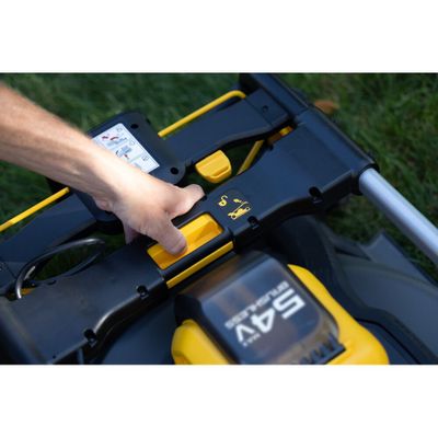 DeWalt DCMWP500N gräsklippare 53cm 54V XR (utan batterier)