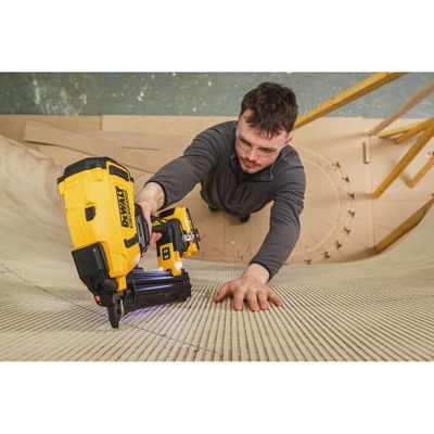 DeWalt DCN210SN Dyckertpistol 18V XR 1,2mm (utan batterier)