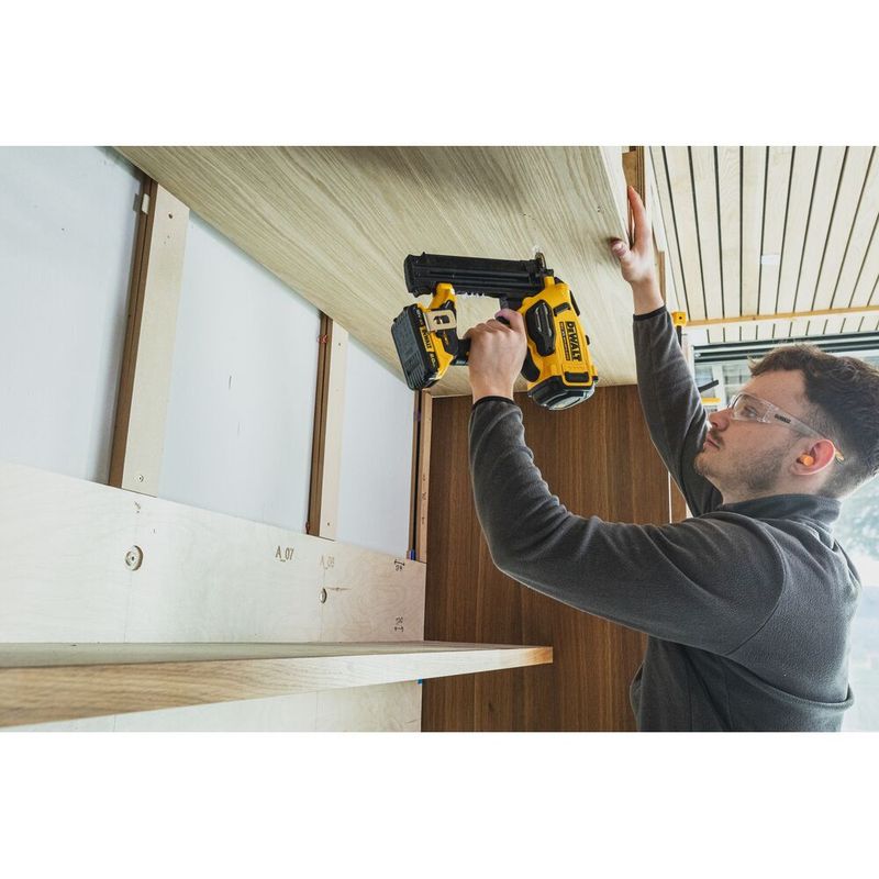 DeWalt DCN210SD2 Dyckertpistol 18V XR 15-50mm (2x2,0ah)