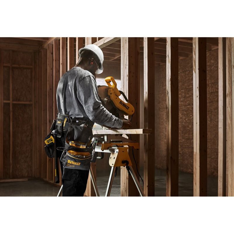 DeWalt DWST40603-1 Verktygsbälte med 2 verktygsfickor, 25 fack och bälte