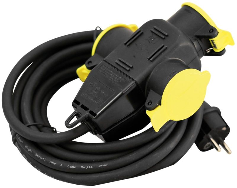 Amiga grenuttag 3-VÄGS 0,5 m kabel 16A/230V IP44