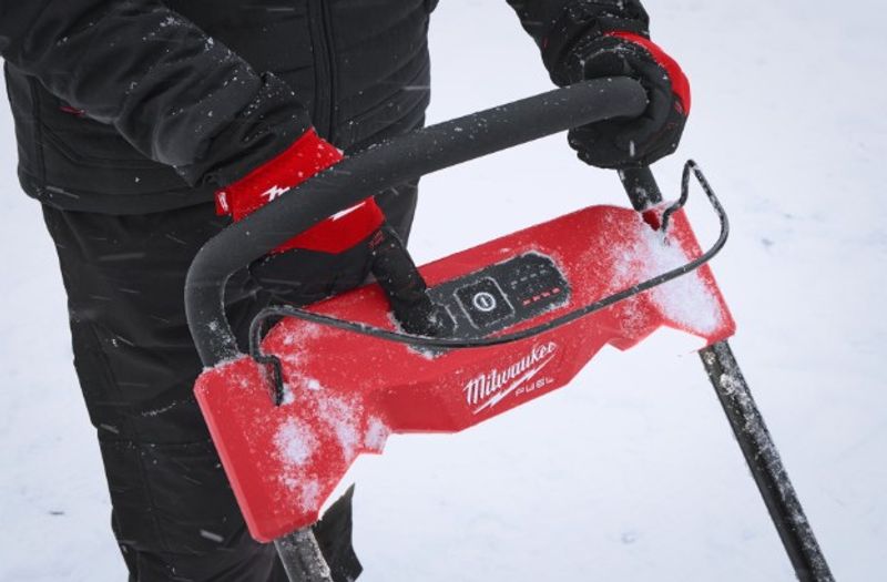 Milwaukee M18 F2SSBL-0 Snöslunga 18V (utan batterier)