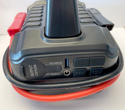 Gelins-KGK booster Attack 3500 12/24 volt lithium batteri