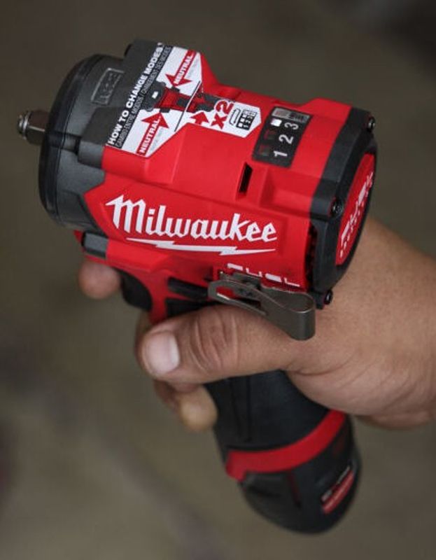 Milwaukee M12 FCIWF12G3-0 Mutterdragare 12V 1/2" (Utan batterier)