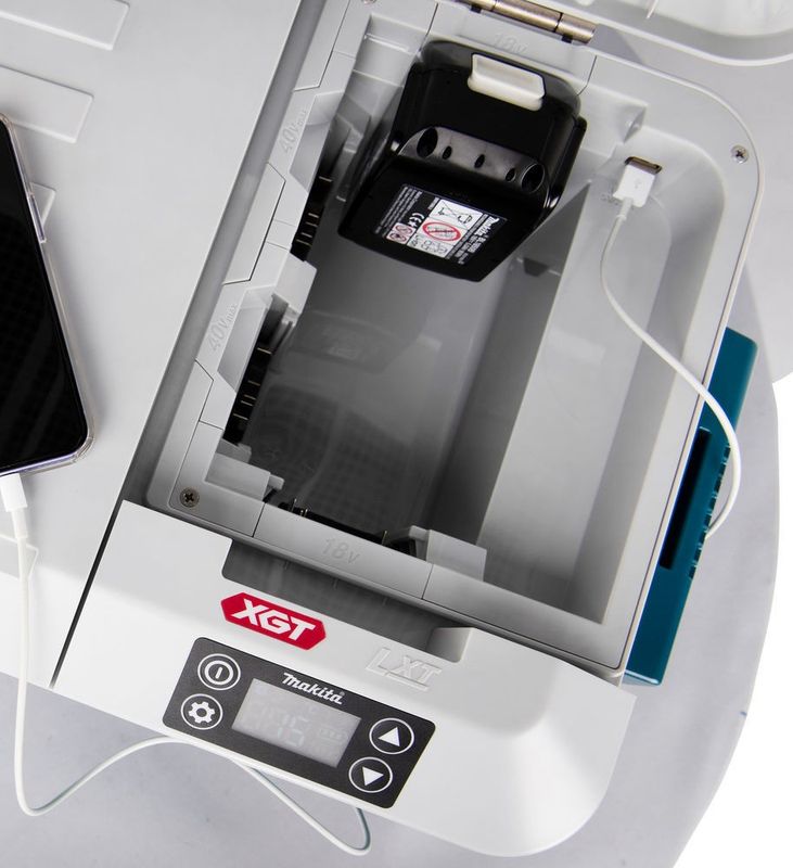 Makita CW001G Kyl-/värmeväska XGT 40V/18V (utan batterier)