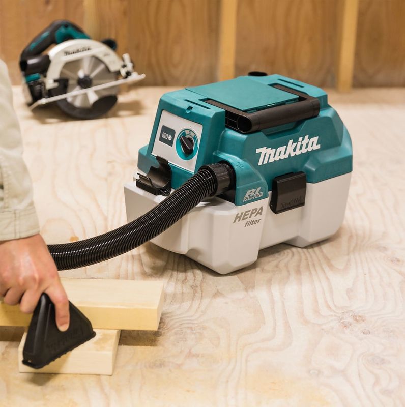 Makita DVC750LZ Dammsugare 18V LI-ION (Utan batterier)
