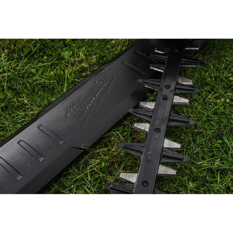 Milwaukee M18 FHET60G2 Batteridriven Häcksax 67cm 18V (utan batterier)