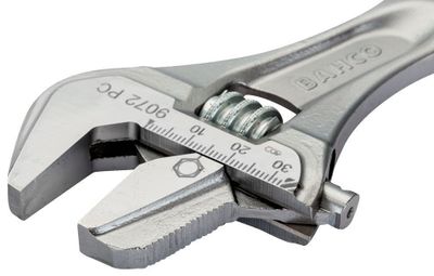 Bahco 90PC Förkromad Skiftnyckel m. vändbar käft och gummihandtag