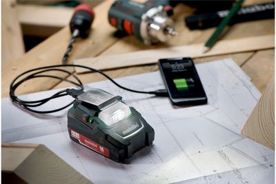 Metabo PA 14.4-18 LED-USB Adapter