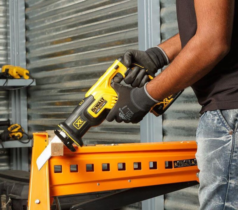 DeWalt DCS367NT Tigersåg 18V XR T-STAK (utan batterier)