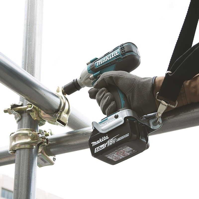 Makita DTW190Z Batteridriven Mutterdragare 1/2" 18V (Utan batterier)