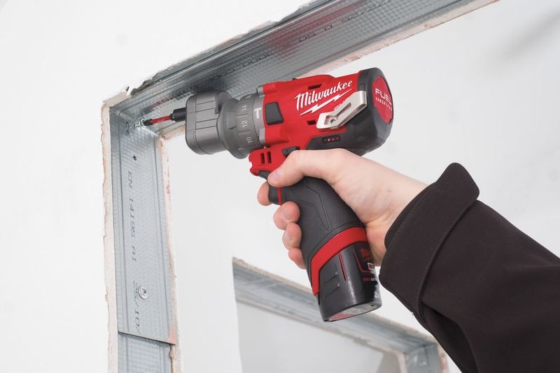 Milwaukee Slagborrmaskin M12 FPDXKIT-202X (2x2,0ah)