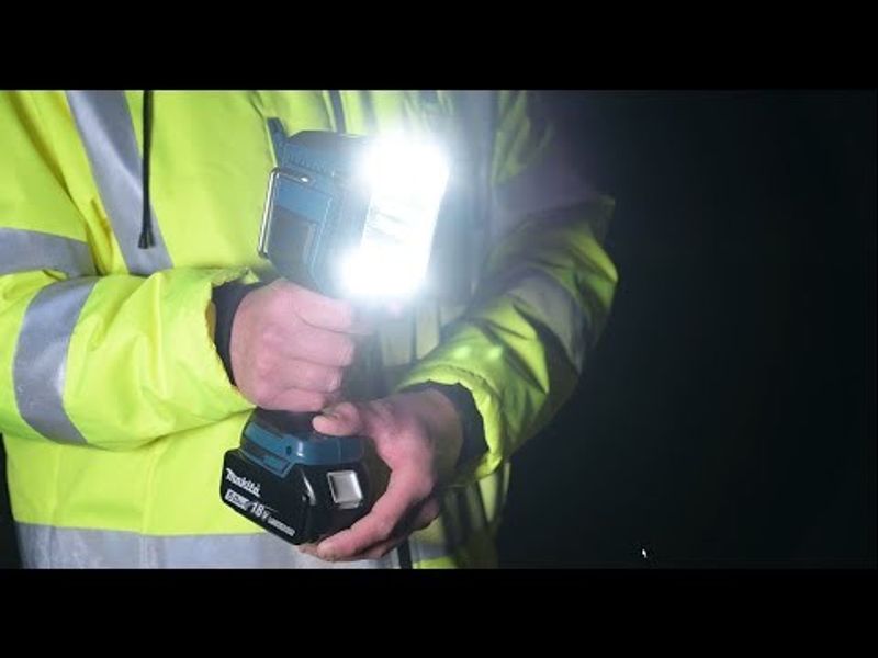 Makita DML814 LED-lampa LXT 18V 3000 lumen (utan batteri)