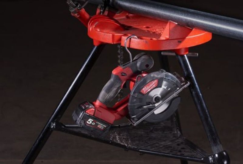 Milwaukee M18 FMCS-502X Metallsåg 190mm 18V (2x5,0ah)