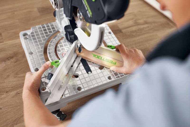 Festool SYMC 70 EB-Basic Batteridriven listsåg SYMMETRIC