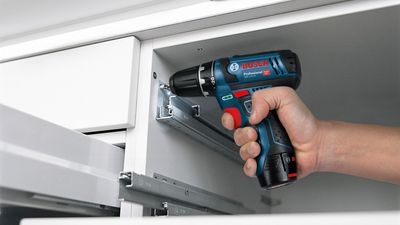 Bosch GSR 12V-15 Borrskruvdragare 12V (2x2,0ah)