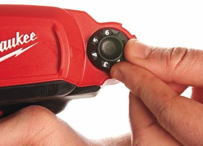 Milwaukee M12 PCG/310C-0 Fogpistol 12V (utan batterier)