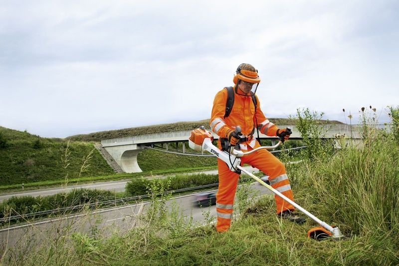 Stihl FS 460 C-EMK Röjsåg 2,2kW