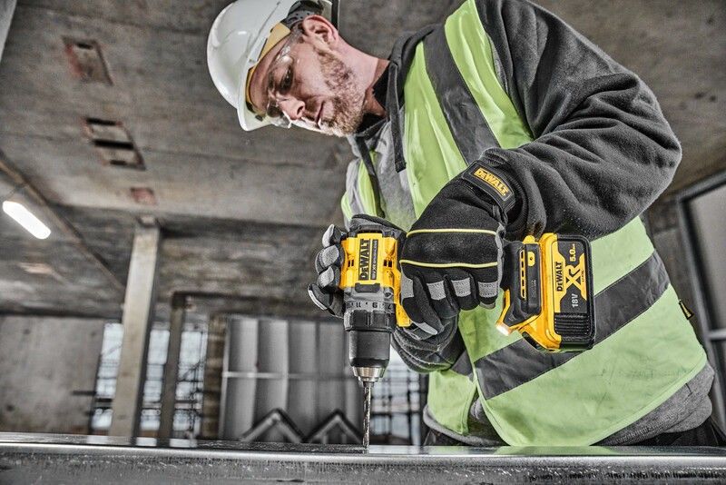 DeWalt DCD800P2T Skruvdragare 18V XR (2x5,0ah)