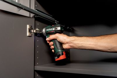 Metabo PowerMaxx BS BL Q Batteridriven borrskruvdragare 12V (2x2,0ah)