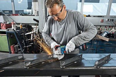 Bosch GWS 18V-15 SC Vinkelslip 18V 125mm BITURBO L-BOXX (Utan batterier)