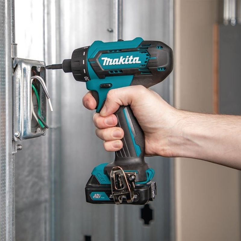 Makita DF033DZ Borr-/Skruvdragare 12V (Utan batterier)