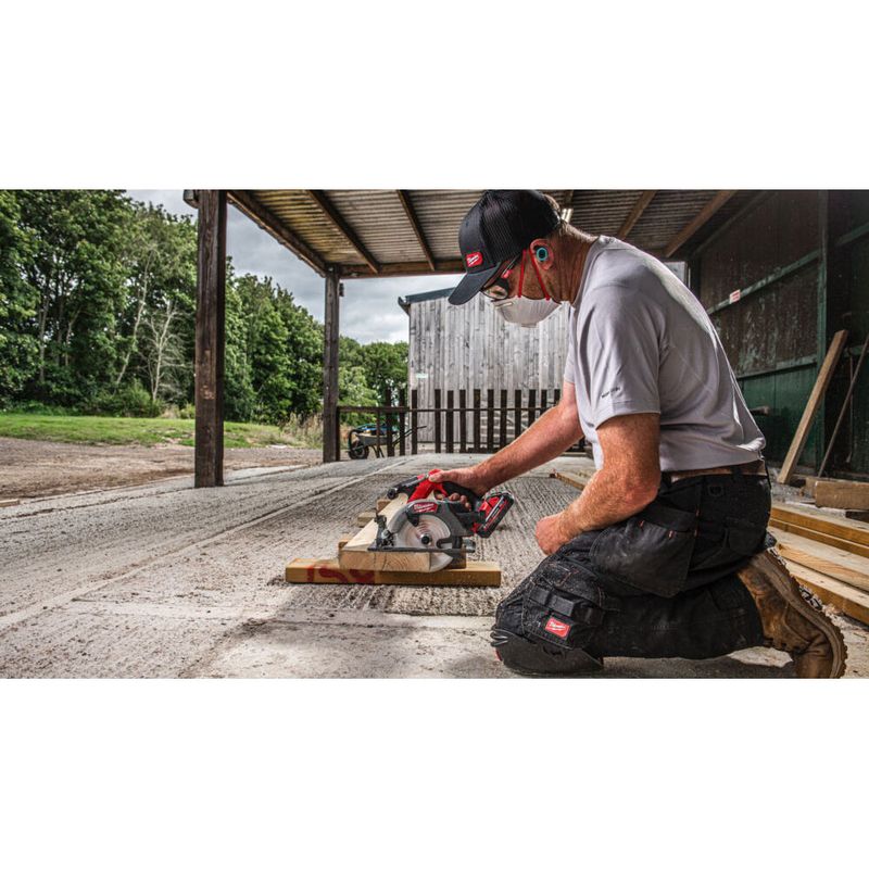 Milwaukee M18 FCS552-0X Cirkelsåg 18V 165mm (utan batterier)