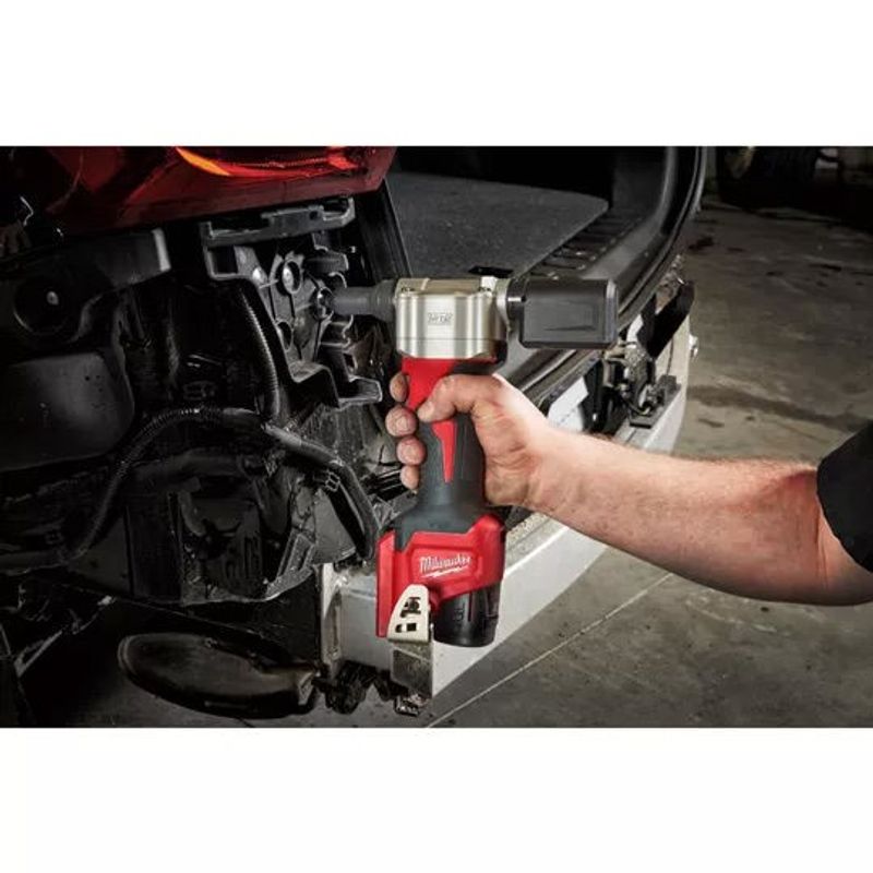 Milwaukee M12 BPRT-201X Popnitpistol 12V (1x2,0ah)