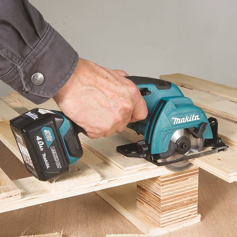 Makita HS301DSMJ Batteridriven Cirkelsåg 85mm 12V (2x4,0ah)