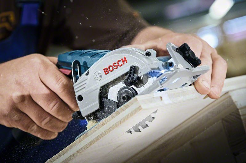 Bosch GKS 12V-26 Cirkelsåg 12V C&G (Naken)
