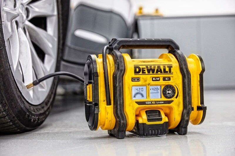 DeWalt DCC018N Batteridriven Kompressor 18V XR (Utan batterier)