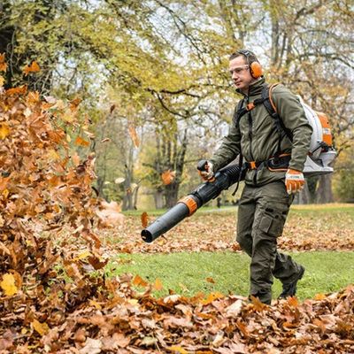 Stihl Lövblås BR 800 C-E inkl. styre