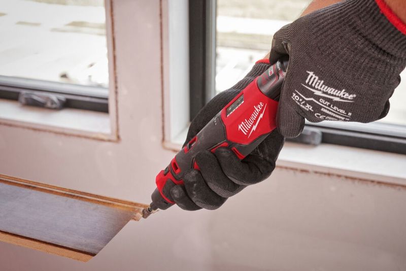 Milwaukee M12 BLROT Multislip 12V (utan batterier)