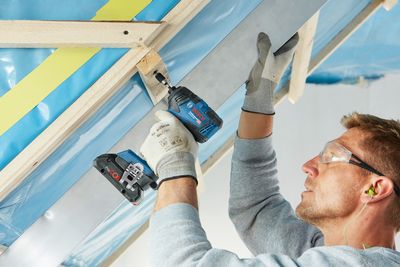Bosch Kombokit GDR 18V-200 + GSR 18V-55 (2x4,0ah)