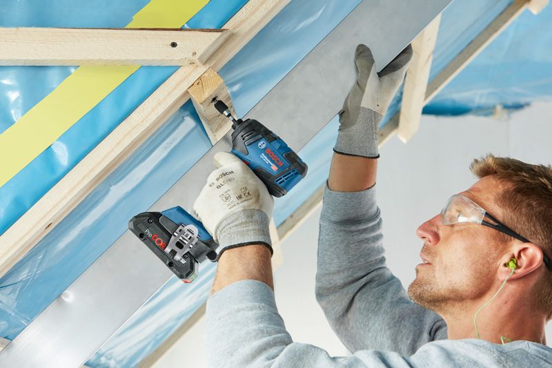 Bosch Kombokit GDR 18V-200 + GSR 18V-55 (2x4,0ah)