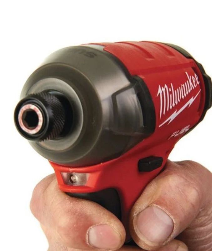 Milwaukee M12 FQID-0 Slagskruvdragare FUEL 12V (Utan batterier)