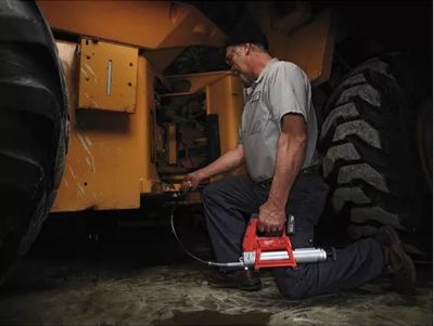 Milwaukee M12 GG-401B Fettpistol 12V (1x4,0ah)