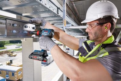 Bosch Verktygsset 18V GSR 18V-90C + GDX 18V-210C + GBH 18V-24C + GSA 18V-28 + 1 st. 4,0 Ah (PC) + 2 st. 5,5 Ah (PC) + GAL 1880CV