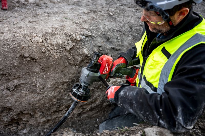 Milwaukee M18 FCST Kabelskalare 18V (utan batterier)