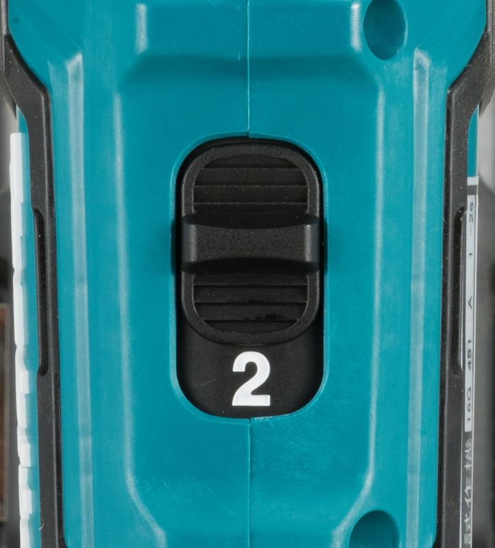 Makita DF333DWAE Borr-/Skruvdragare 12V (2x2,0ah)